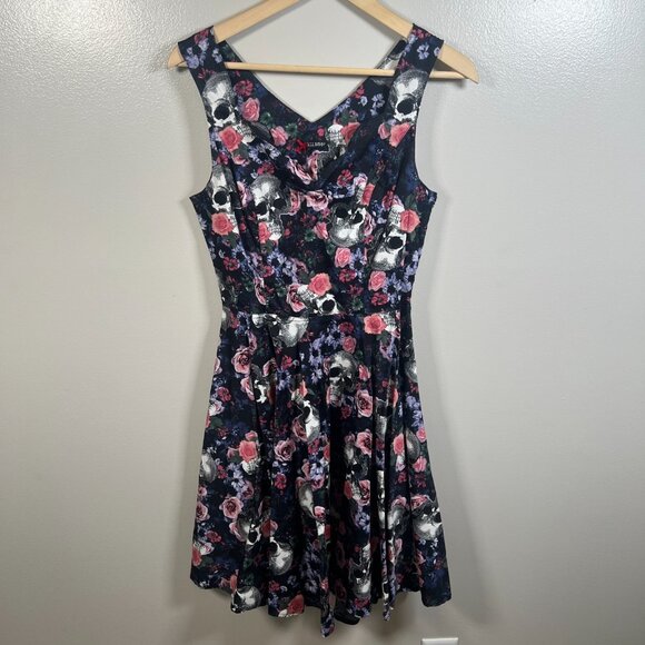 Hell Bunny Graciela Skull Circle Dress Size Medium Goth Pinup Open Back Retro - Picture 2 of 12